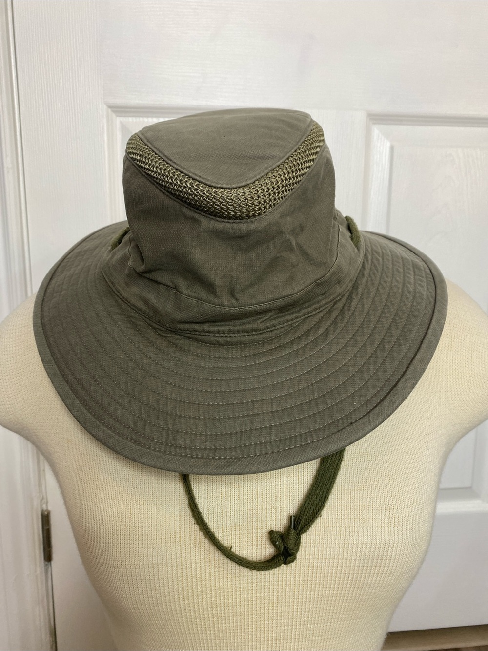 Tilley T4MO Organic Airflo Hiker Hat Gorpcore Olive 7 1/2 - Picture 5 of 16